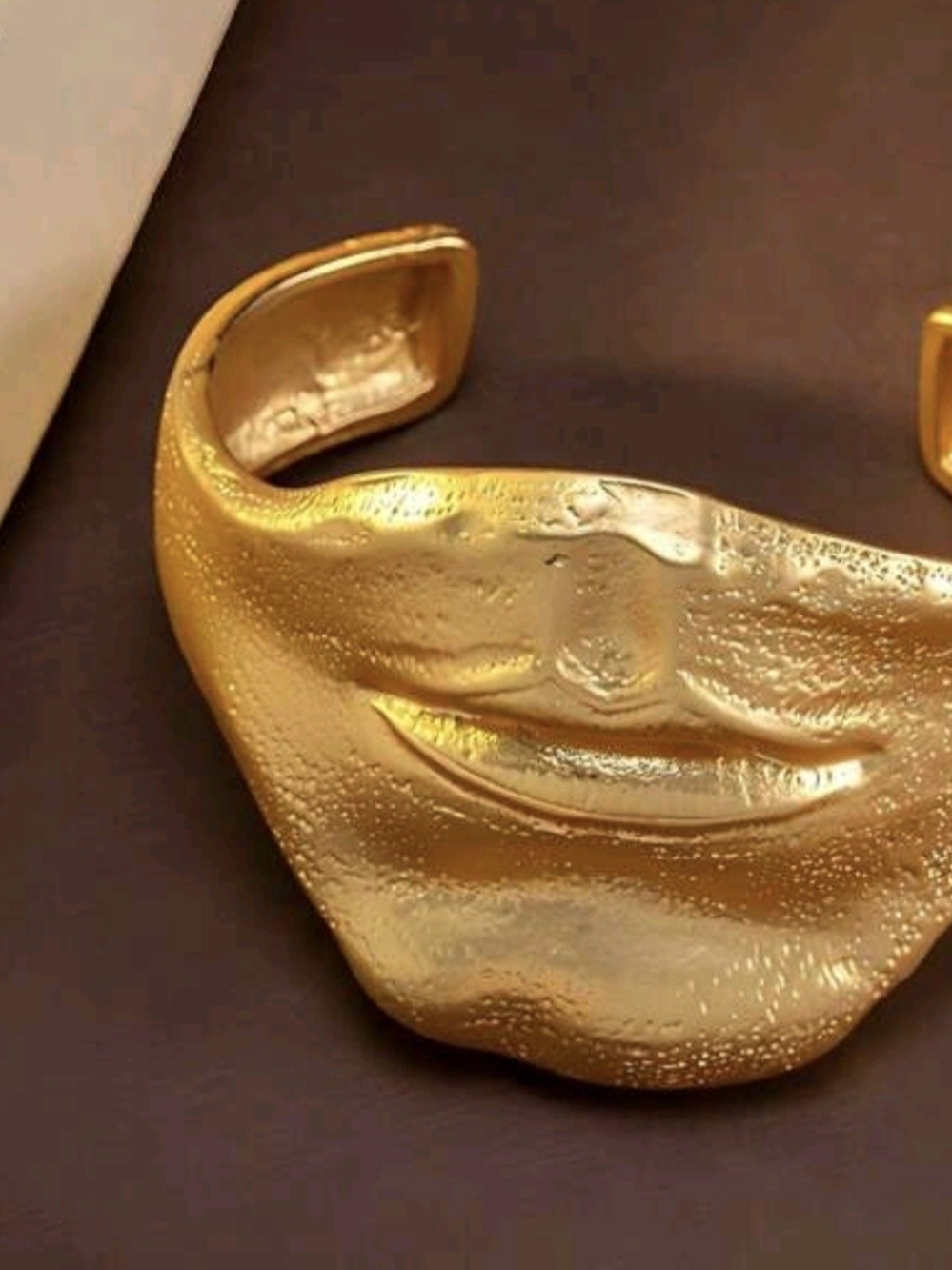 Schiaparelli Inspired Gold Sculpted Face Cuff Bracelet - Picture 3 of 5